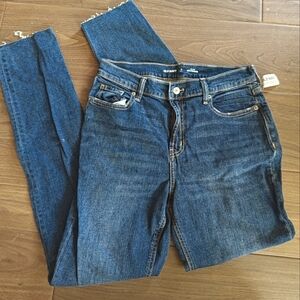 Old Navy Boyfriend Jeans size 4 NWT